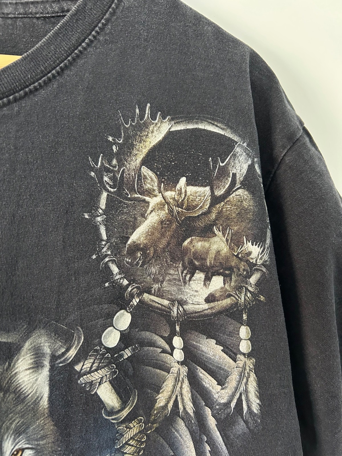 Wild T Shirt Size Large Graphic Tee Wolf Dreamcatcher Vintage Black VGC