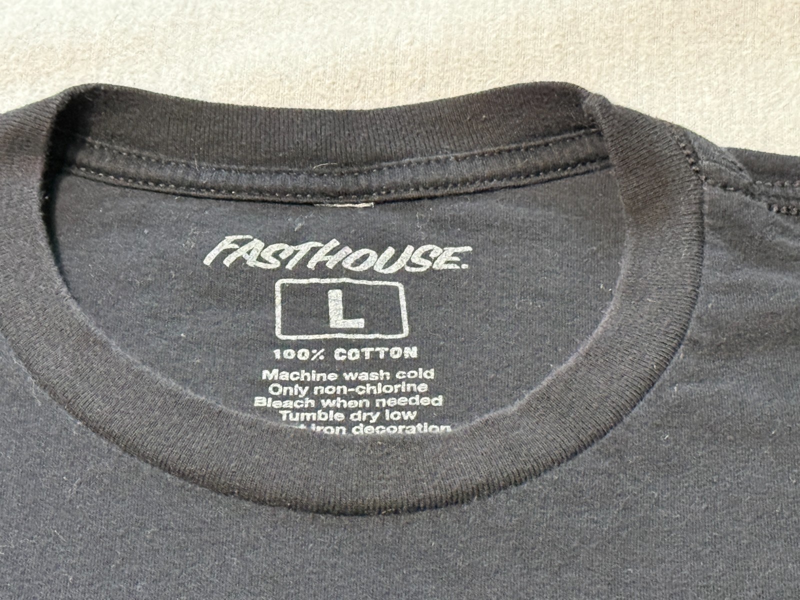 FASTHOUSE – Men&rsquo;s Short Sleeve L – LARGE – Black – F/H – Live and Let Live