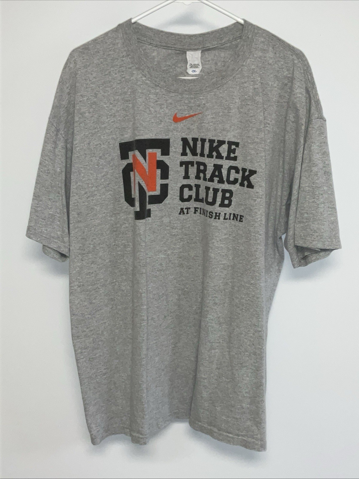 Track Club At Finish Line Short Sleeve T-Shirt Men’s 2XL Gray