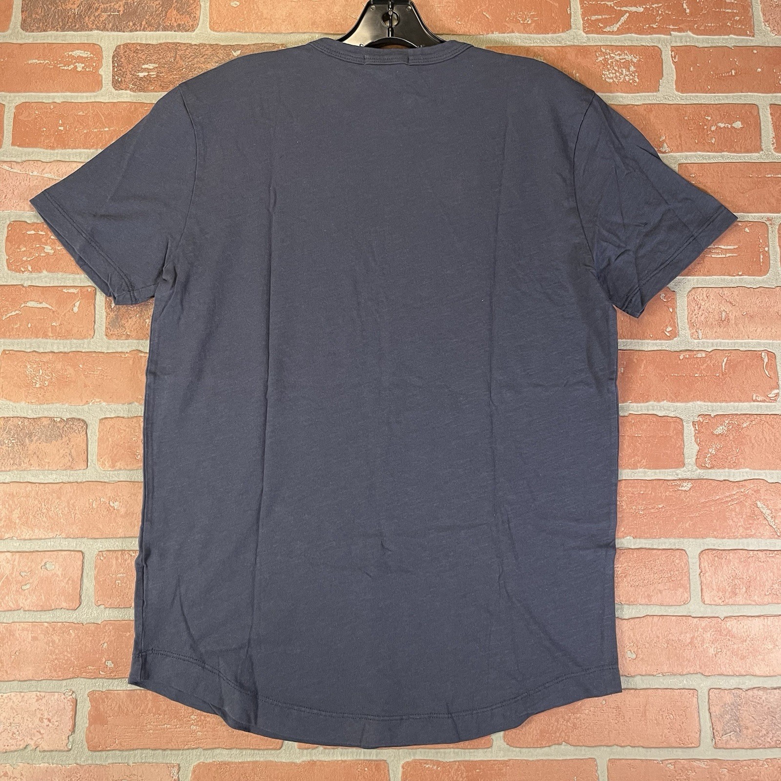 Buck Mason Slub Short Sleeve Curved Hem T Shirt Small (Tall) Midnight Navy NWT
